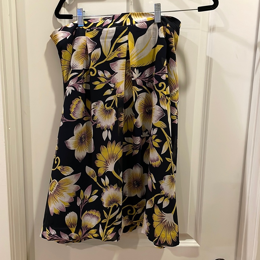 ANN TAYLOR FLORAL A LINE SKIRT